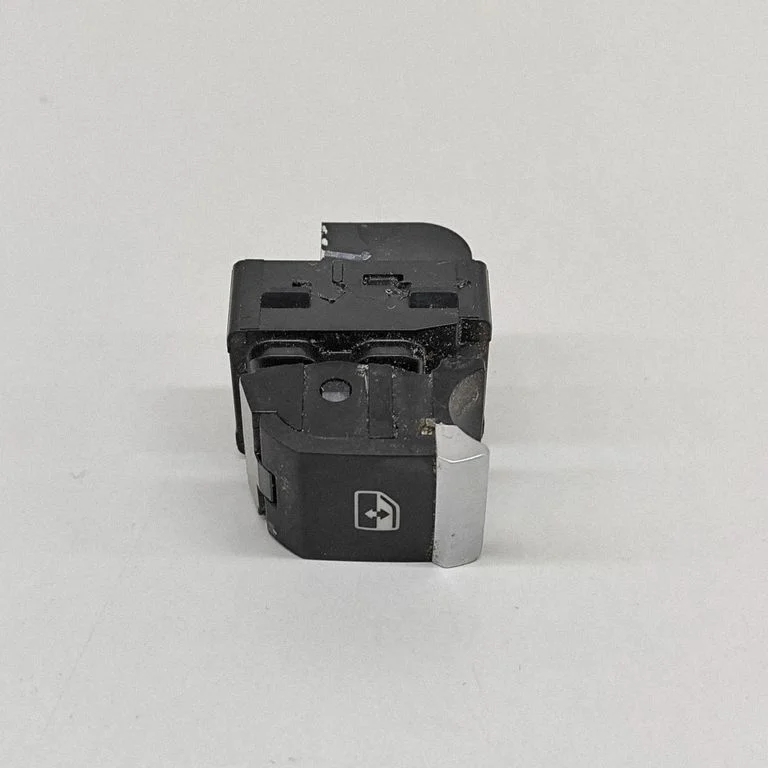 Elektrisko logu slēdzis 4M0959855