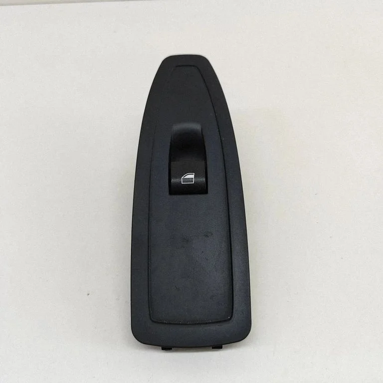 Electric window control switch 9208107