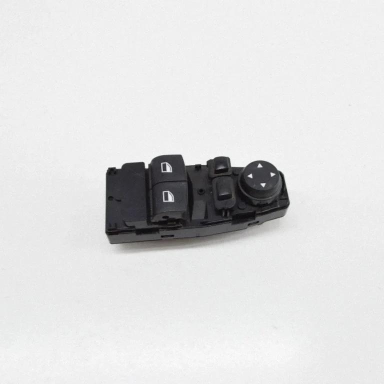 Elektrisko logu slēdzis – BMW 4. sērija F32 F33 (2013-2020)