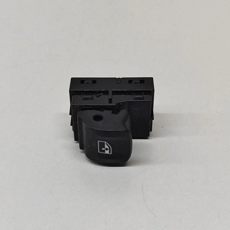Elektrisko logu slēdzis 7950756