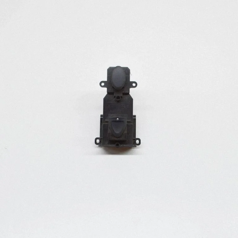Electric window control switch M31536