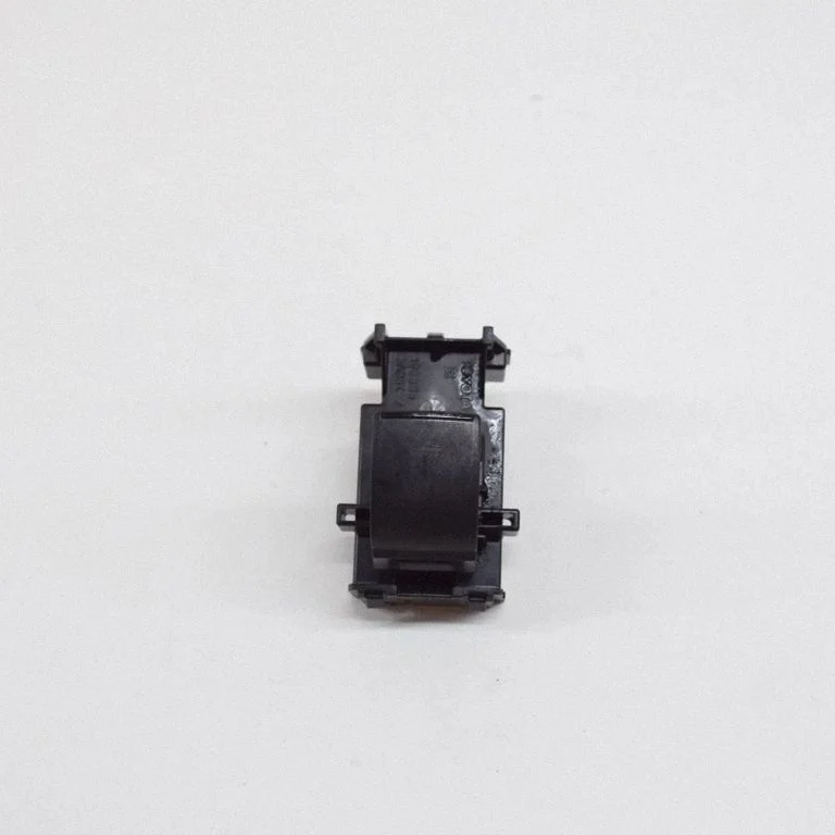 Electric window control switch – Toyota Prius (XW50) (2015-2023)