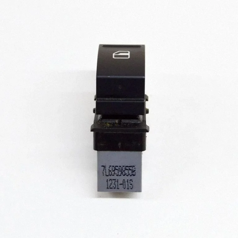 Elektrisko logu slēdzis 7L6959855B