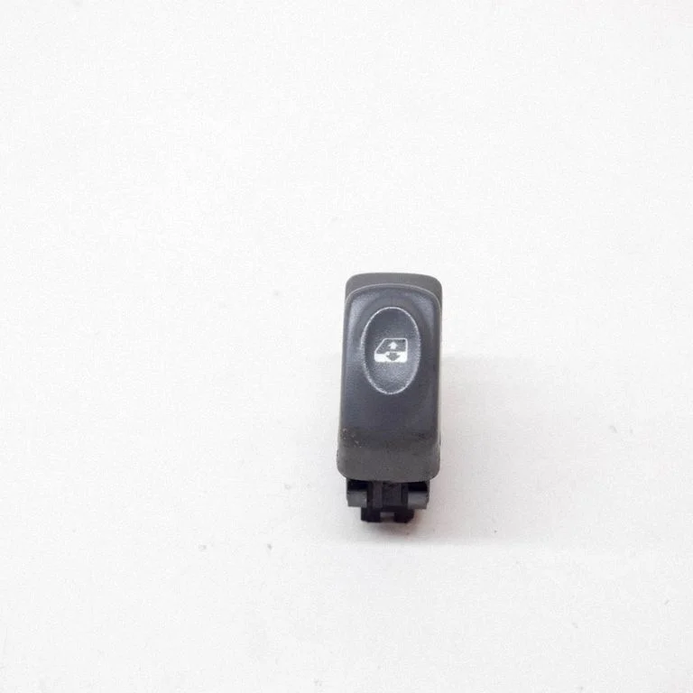 Electric window control switch – Renault Kangoo I (2003-2008)