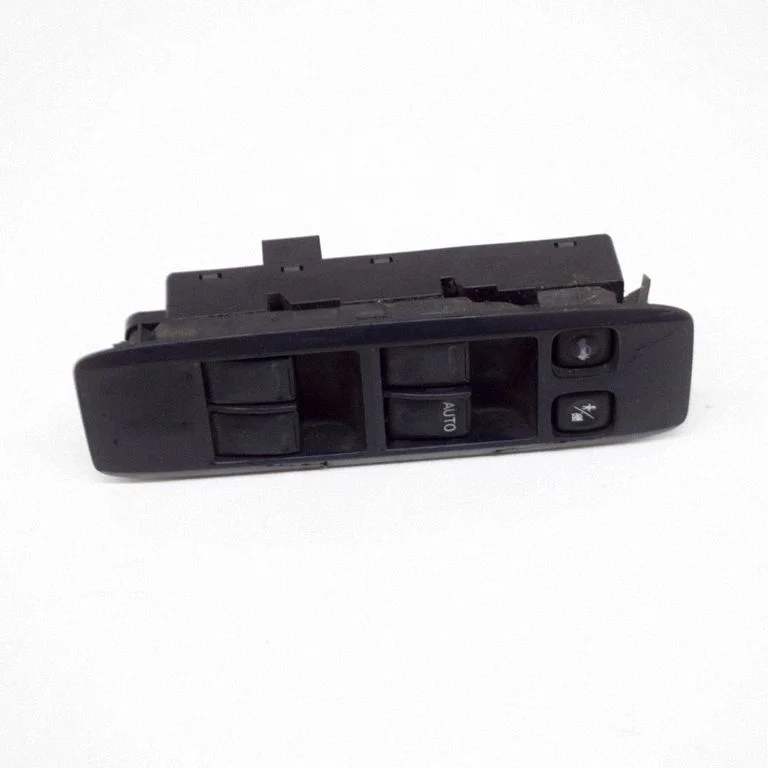 Electric window control switch – Nissan Primera (2002-2007)