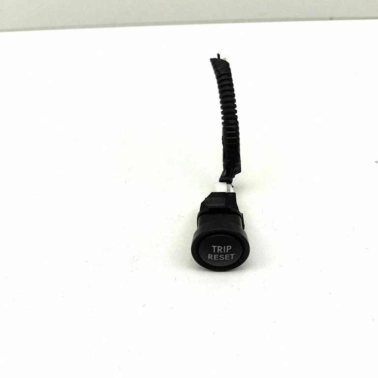 Muud lülitid / nupud / hoovad SU00308488