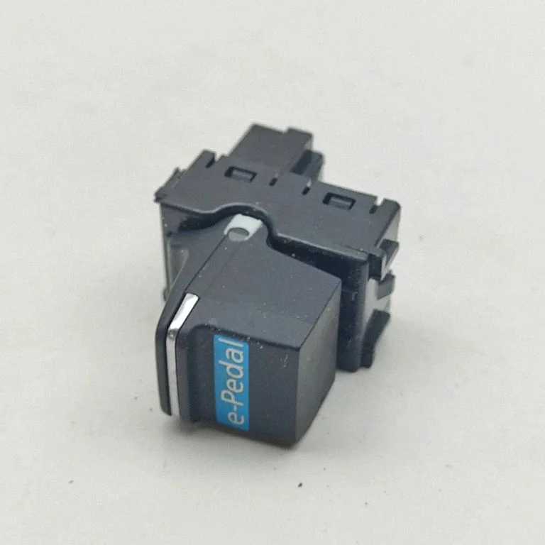 Other switches/knobs/shifts – Nissan Leaf II (ZE1) (2017-2025)