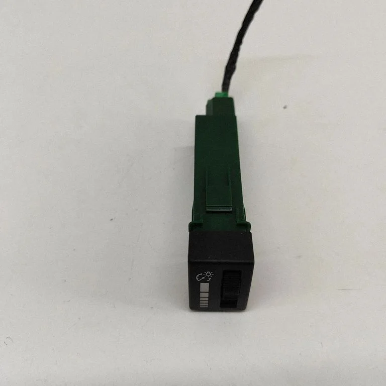 Citi slēdži/rokturi/pārslēdži M42174
