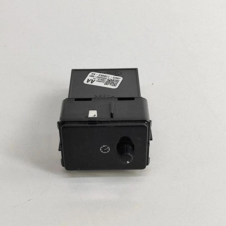 Citi slēdži/rokturi/pārslēdži J9D311B652AA