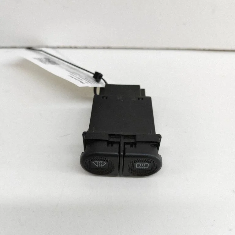 Other switches/knobs/shifts
