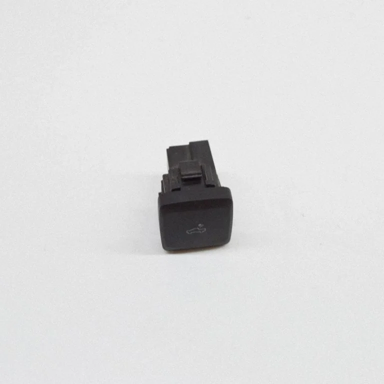 Kiti jungtukai/ rankenėlės/ perjungėjai