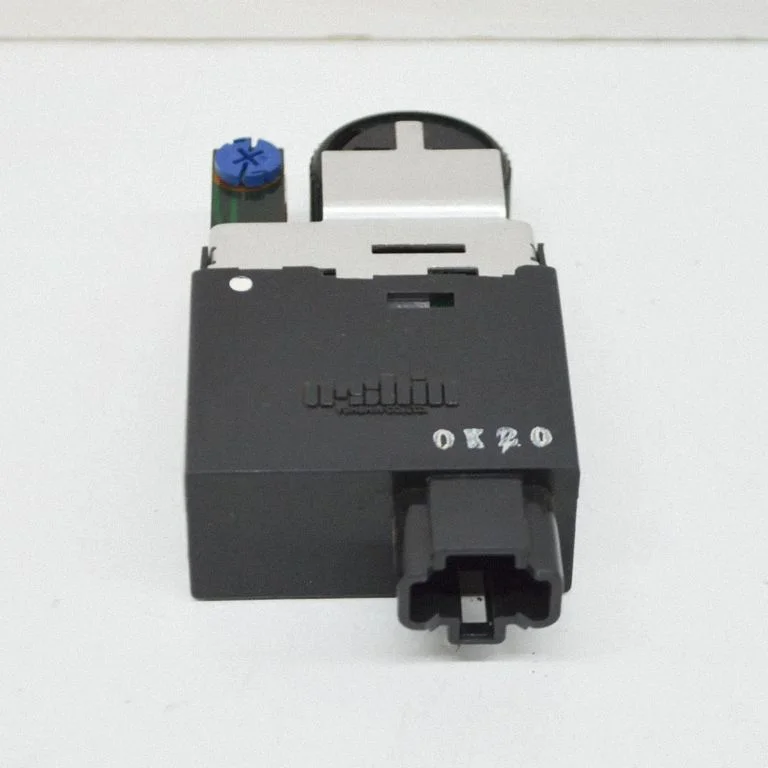 Other switches/knobs/shifts