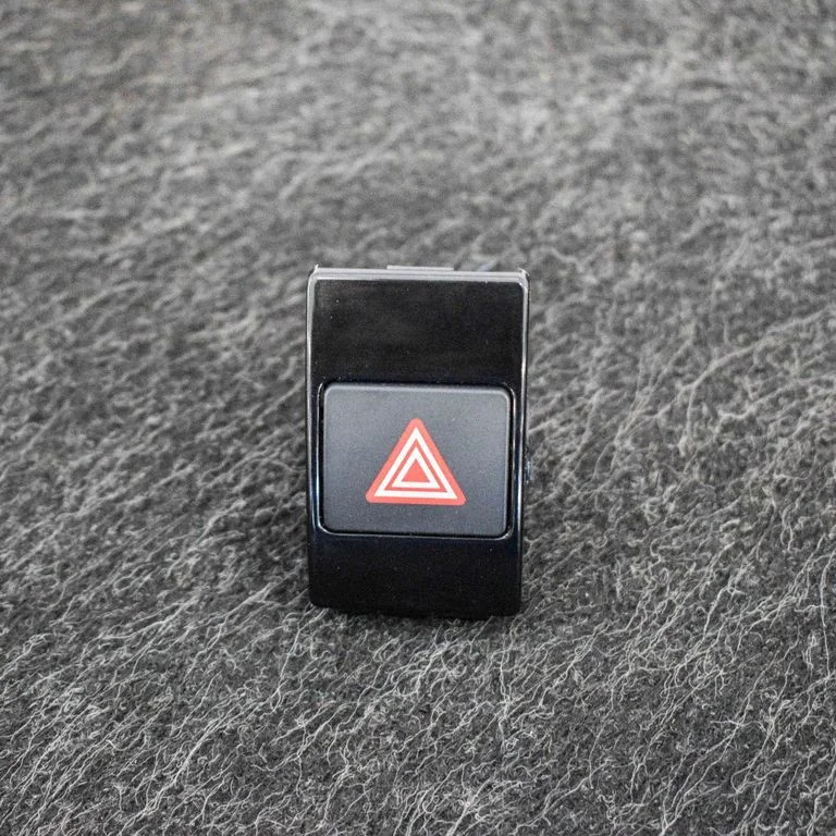 Citi slēdži/rokturi/pārslēdži 4G0941509