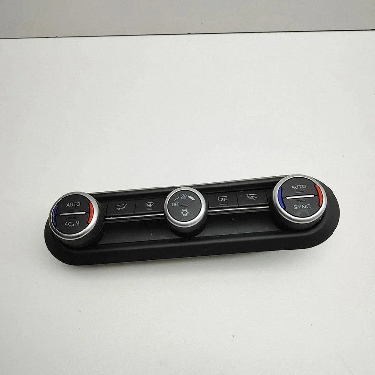 Salona ventilatora regulēšanas slēdzis 01561303470