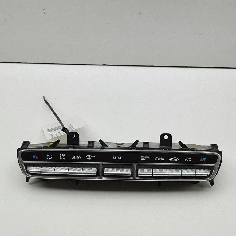 Interior fan control switch – Mercedes-Benz E-Class W238 (2017-)