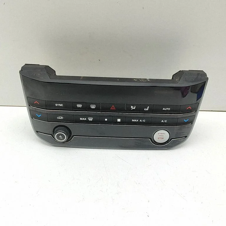 Salongiventilaatori reguleerimise lüliti – Jaguar XE (2015-)