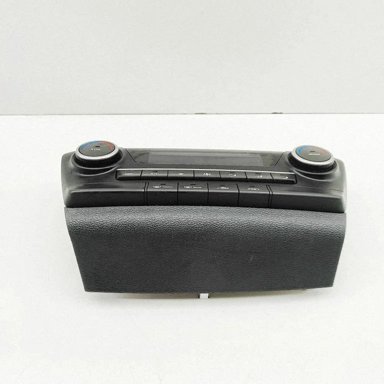 Salona ventilatora regulēšanas slēdzis 97250D7JB0