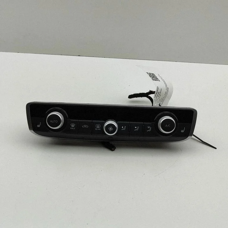 Interior fan control switch 8V0820043AL – Audi RS3 (2015-2019)