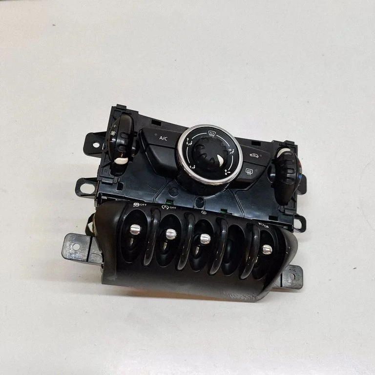Salona ventilatora regulēšanas slēdzis 9811982