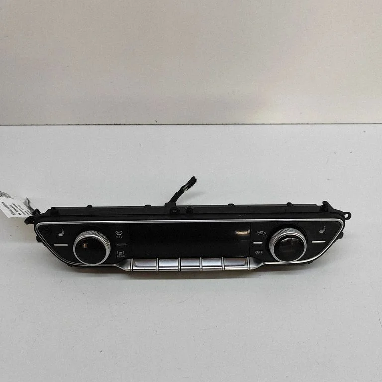 Salona ventilatora regulēšanas slēdzis 8W0820043G