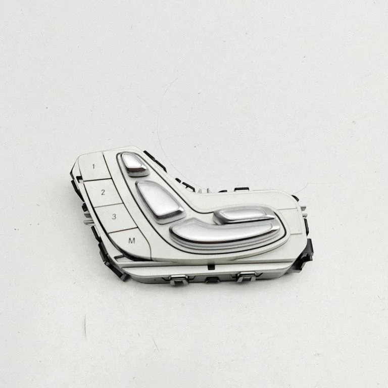 Sēdekļu regulēšanas slēdzis (-ži) – Mercedes-Benz C klase W205 (2014-2021)