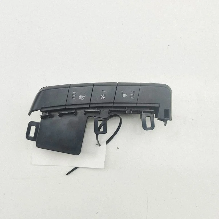 Seat heating switch 93300CV820