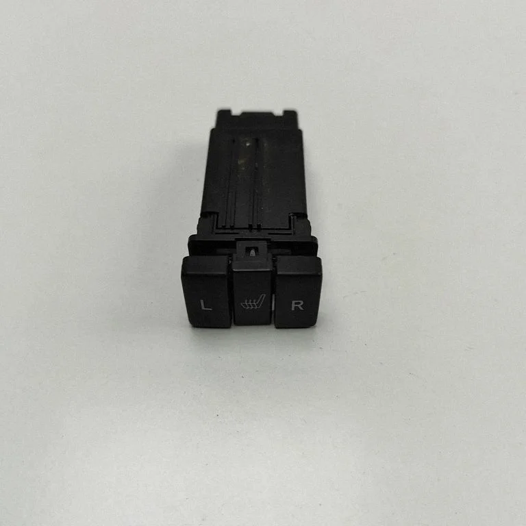 Sēdekļu apsildes slēdzis 8475147031