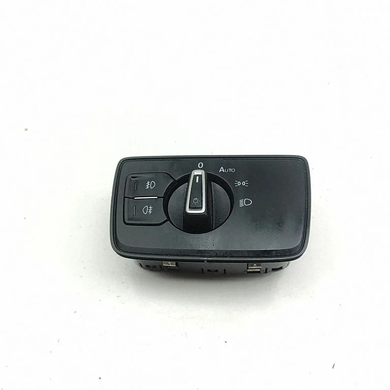 Gaismu slēdzis 3G0941633H
