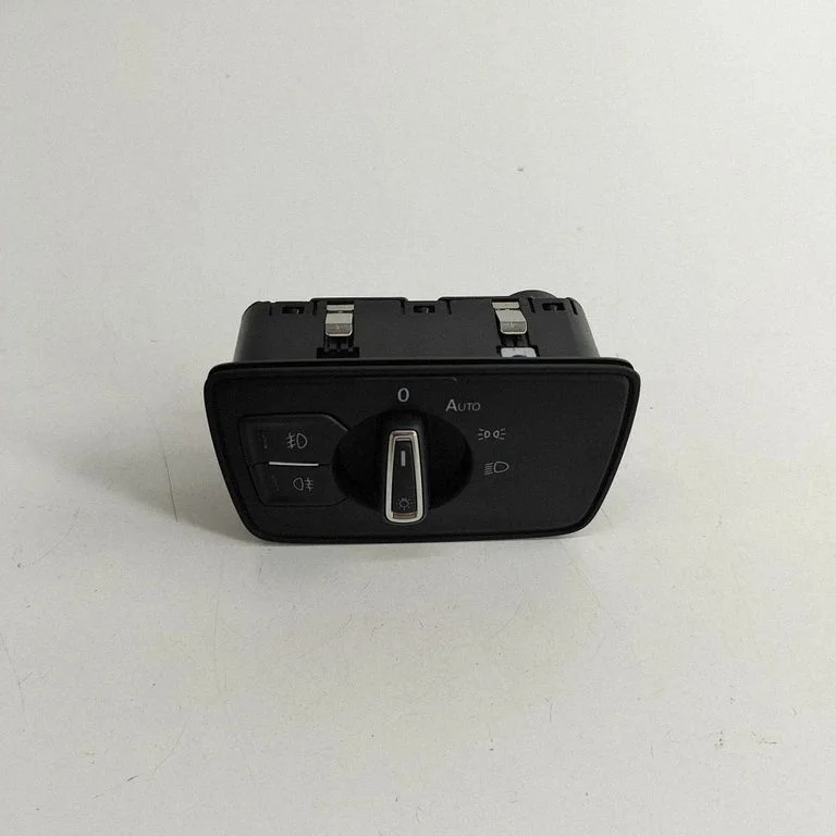 Gaismu slēdzis 3G0941633H