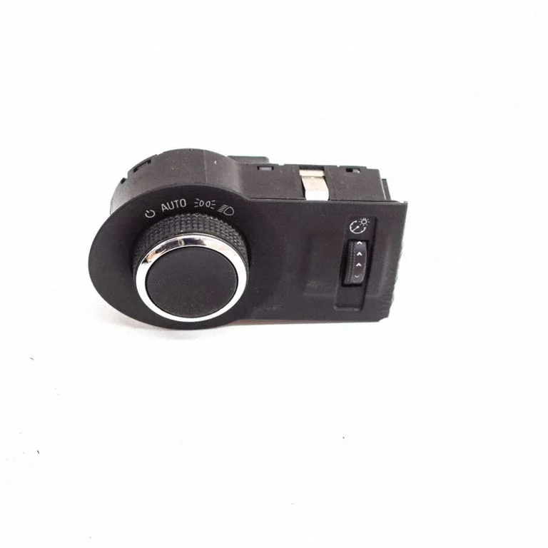 Gaismu slēdzis 92218816