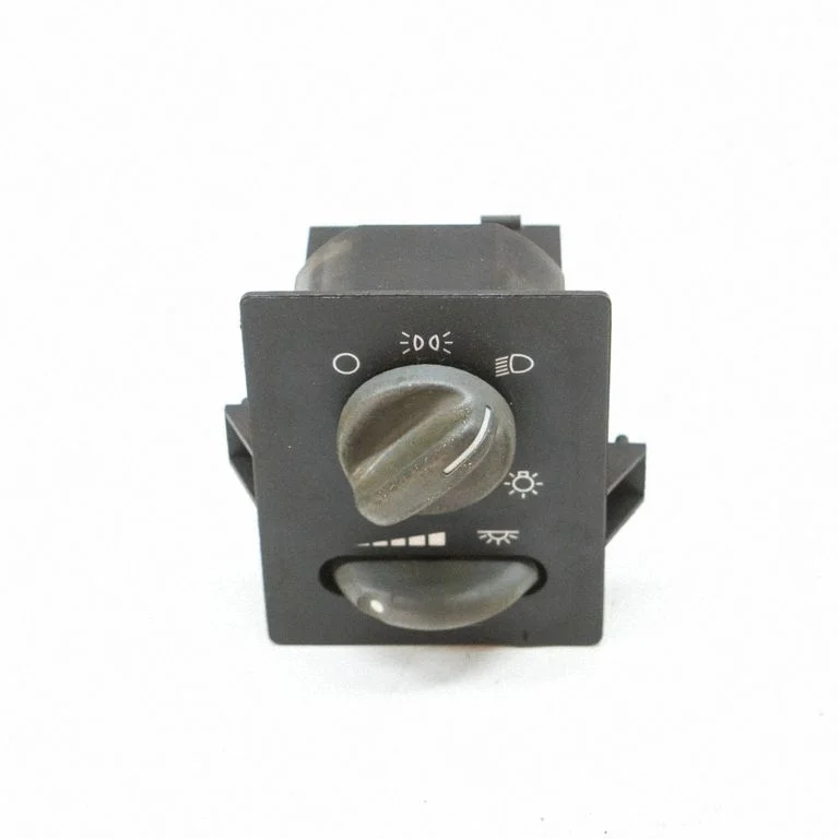 Gaismu slēdzis 10263303
