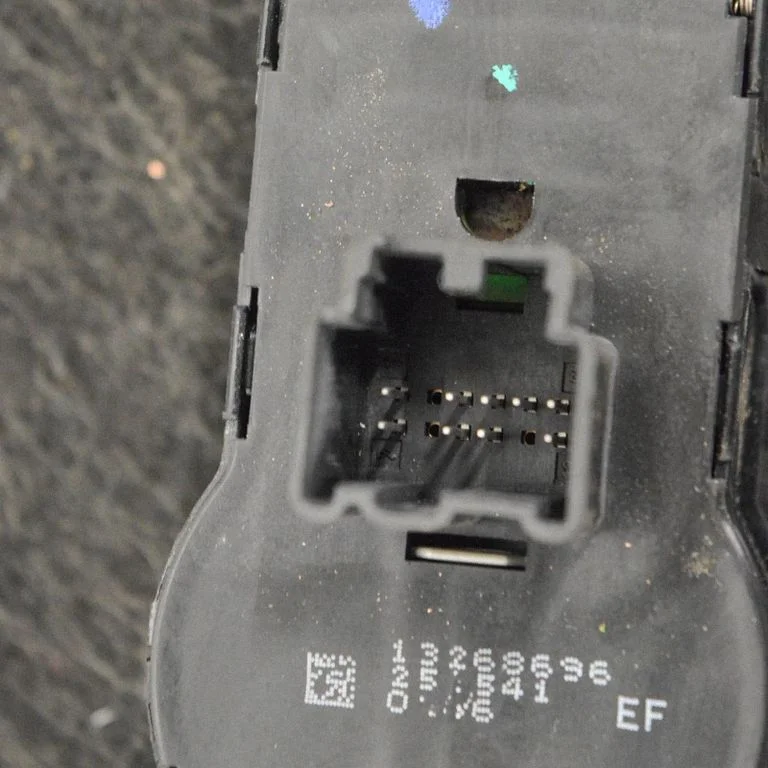 Light switch – Opel Insignia A (2008-2017)