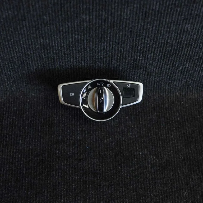 Tulede lüliti – Mercedes-Benz C-klass W205 (2014-2021)