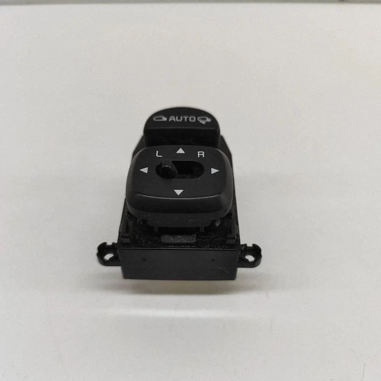 Spoguļu slēdzis 93570B2050