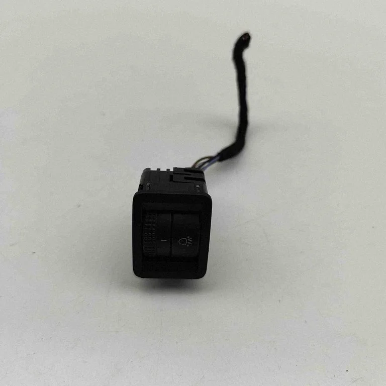 Lukturu augstuma regulēšanas slēdzis 2GN941333A