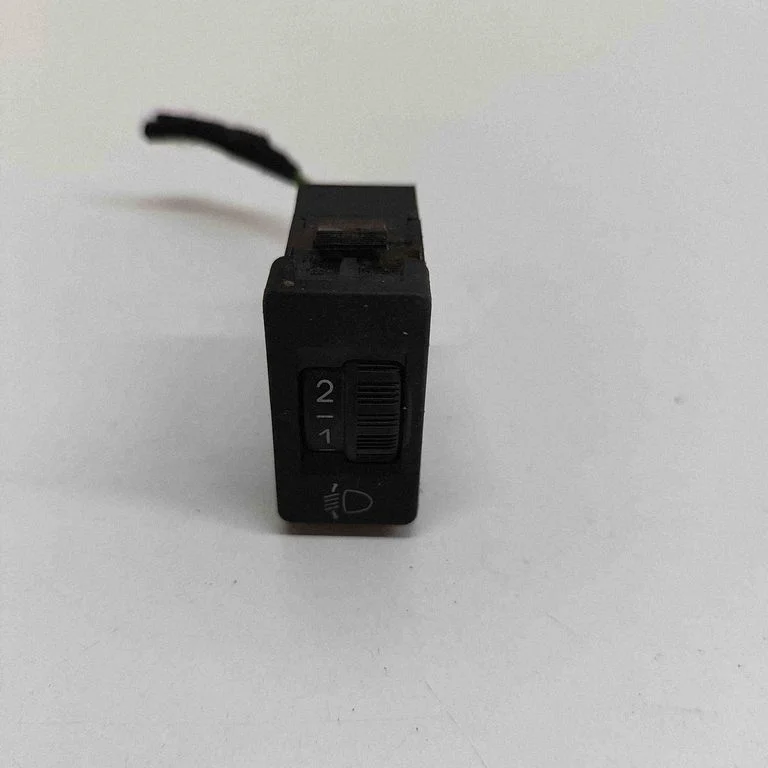 Headlight level height control switch – Citroen Jumpy (2007-2016)