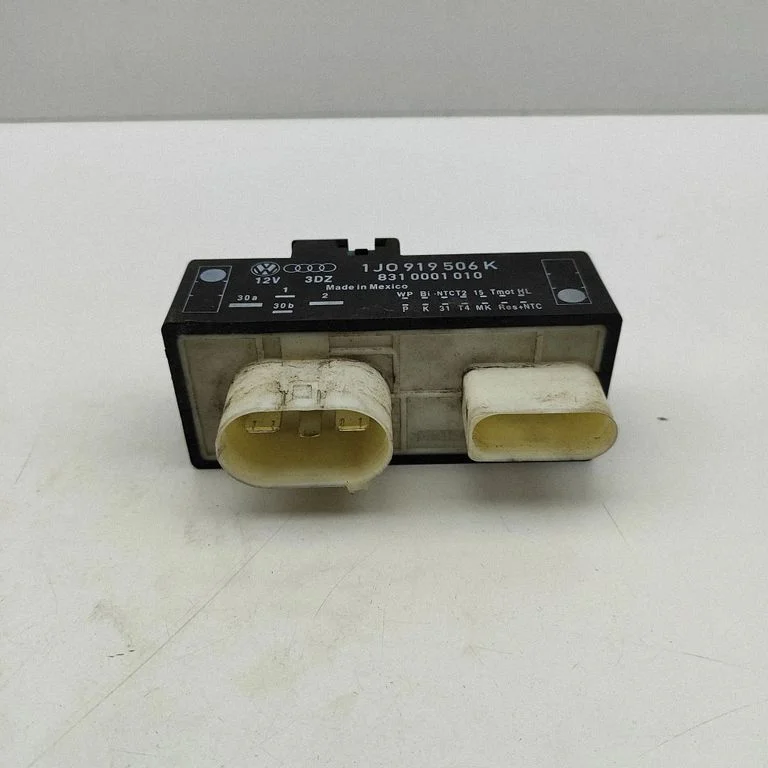 Dzesēšanas ventilatora relejs 1J0919506K