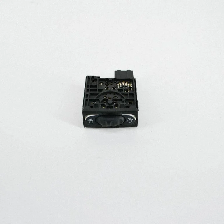 Esitulede kõrguse reguleerimise lüliti 7700841235 – Renault Master III (2010-2024)