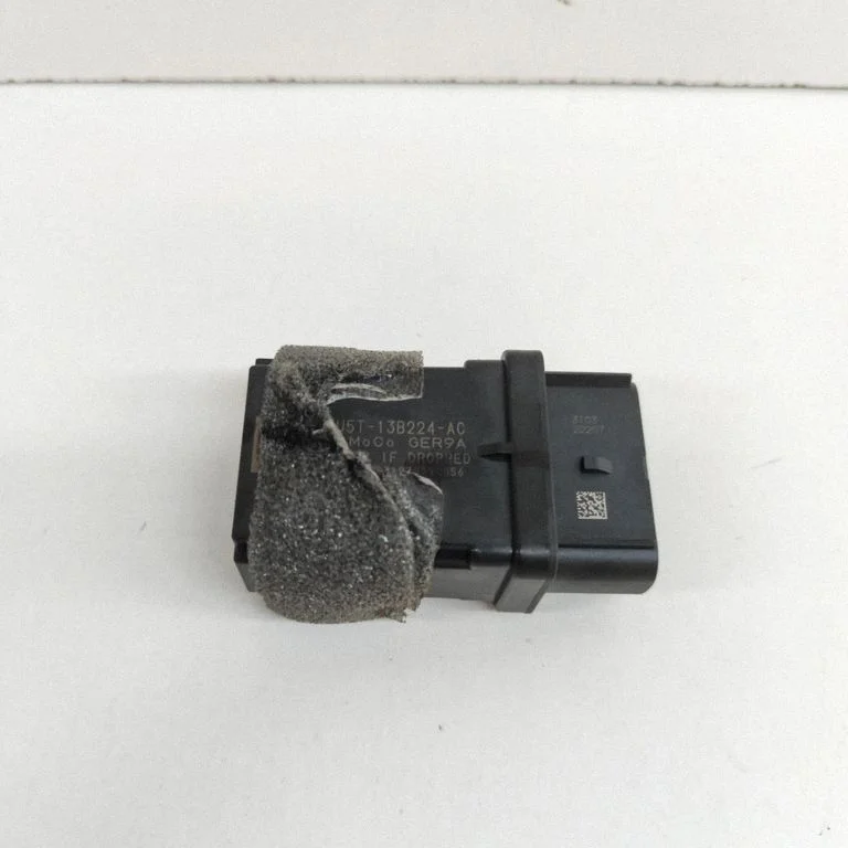 Other relay NU5T13B224AC