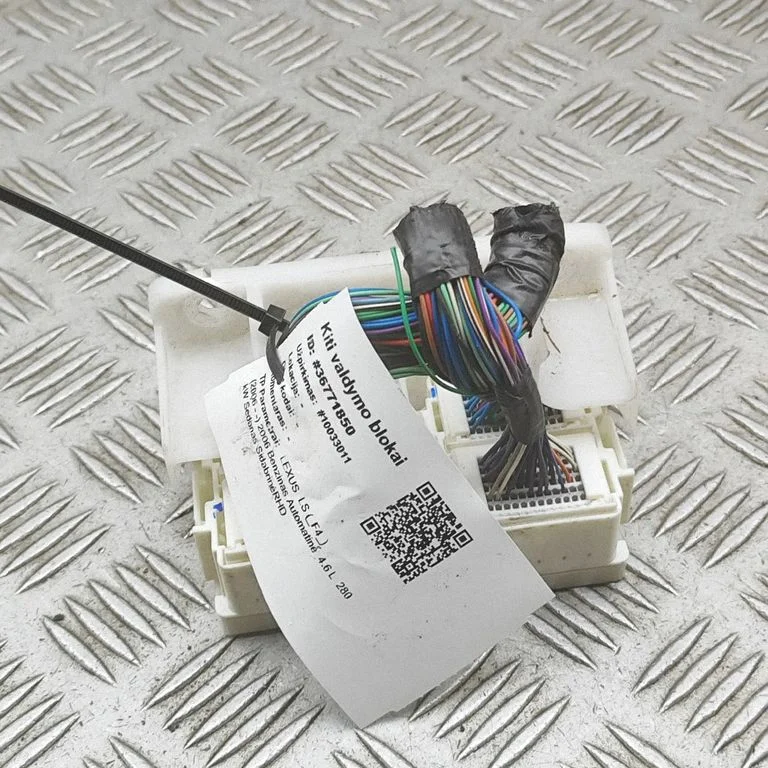 Current control relay 8273450040 – Lexus LS UCF30 (2001-2007)