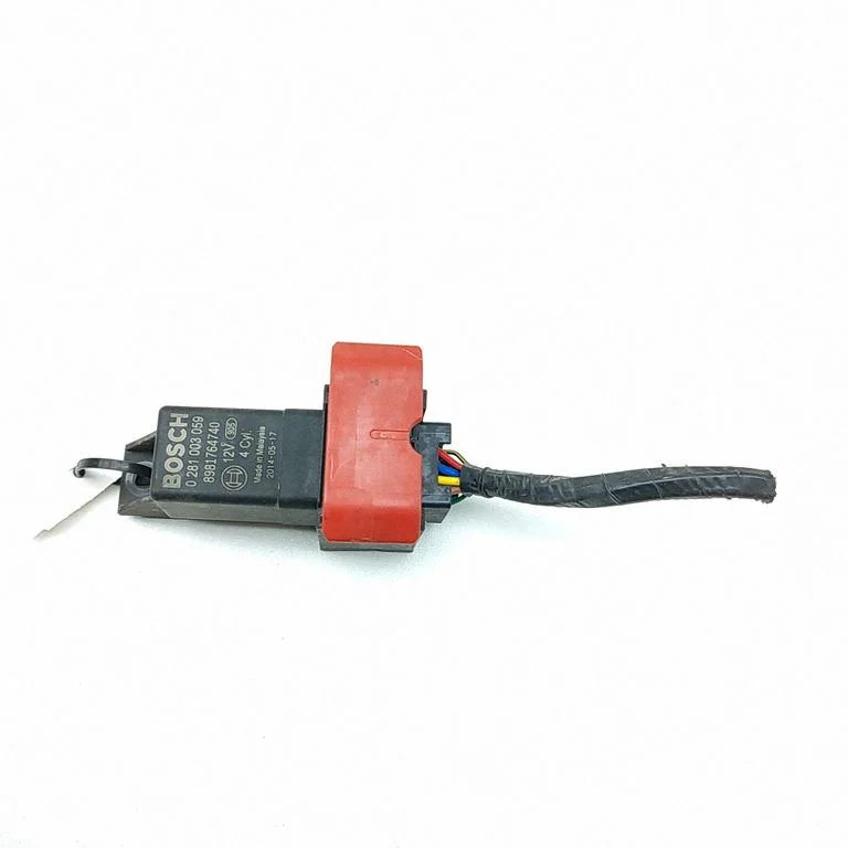 Eelsüüteküünalde relee 0281003059