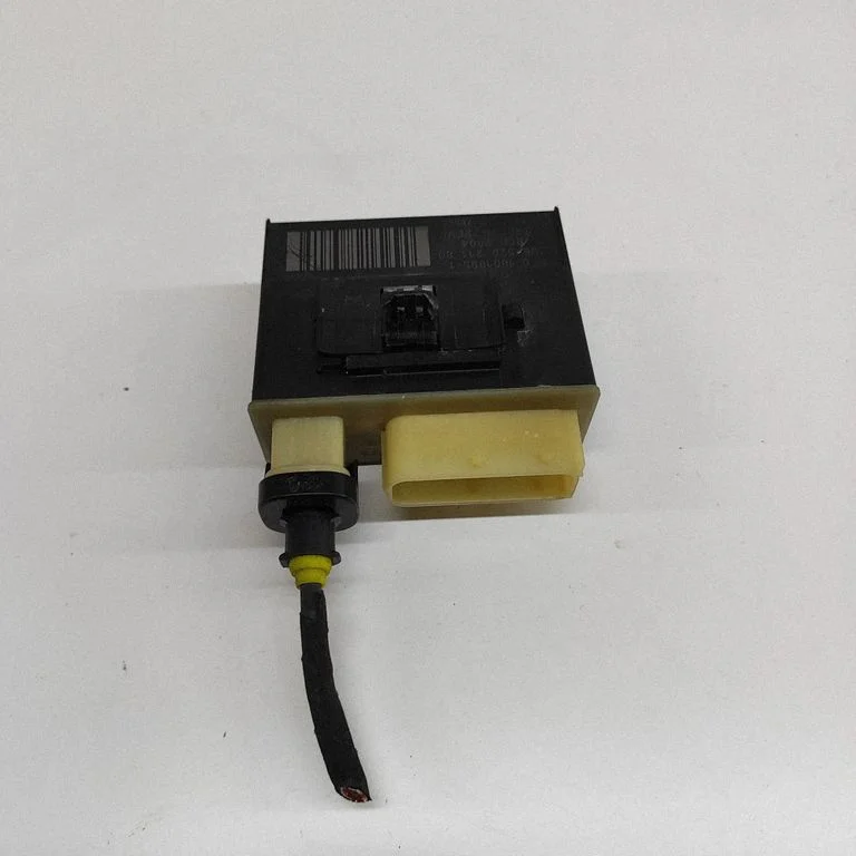 Kvēlsveču priekšuzsildes relejs 9652021180