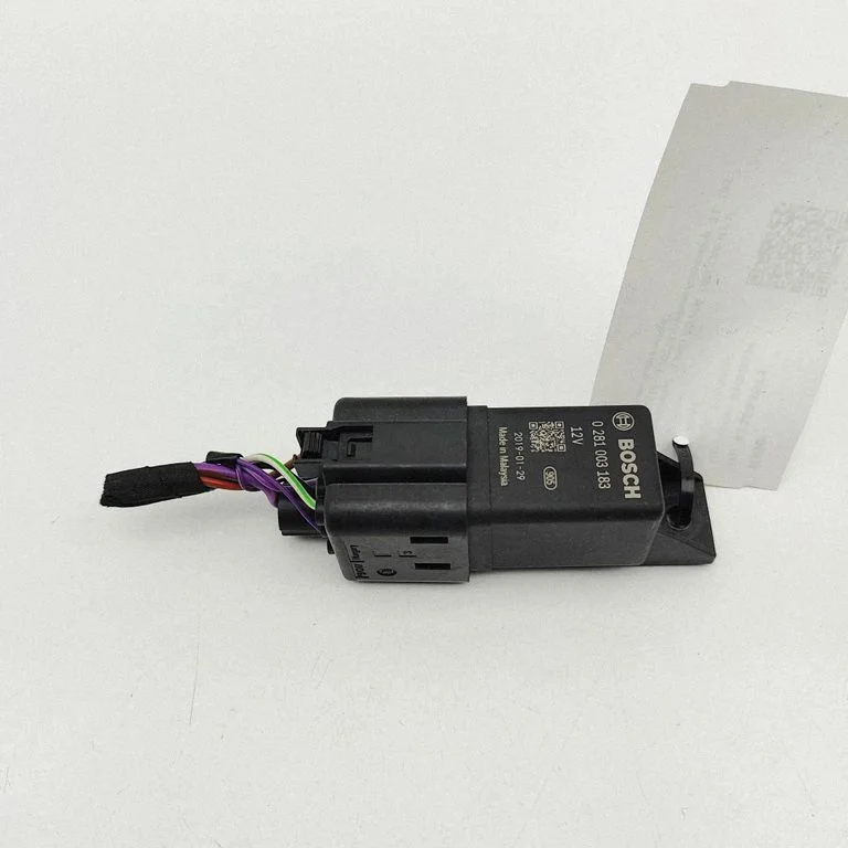 Glow plug pre-heat relay – Land Rover Discovery Sport (2014-)