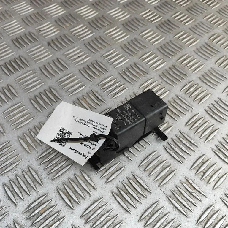 Eelsüüteküünalde relee 51299058A