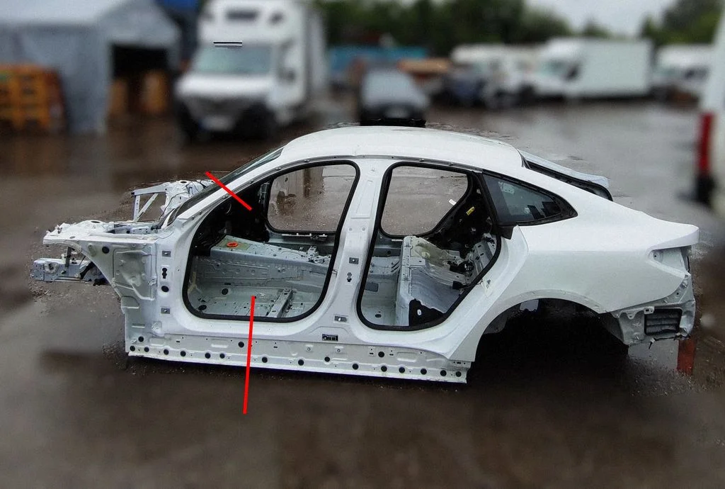 Front quarter panel – left