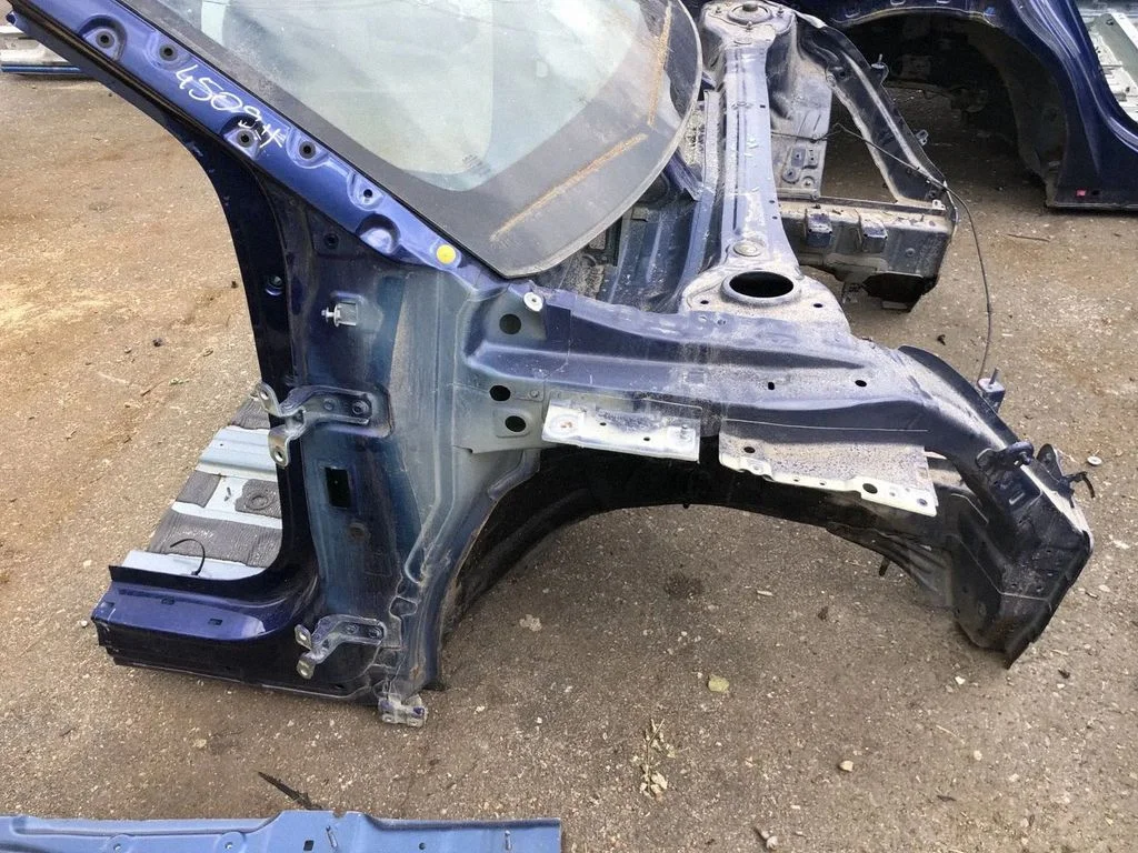 Front quarter panel – right