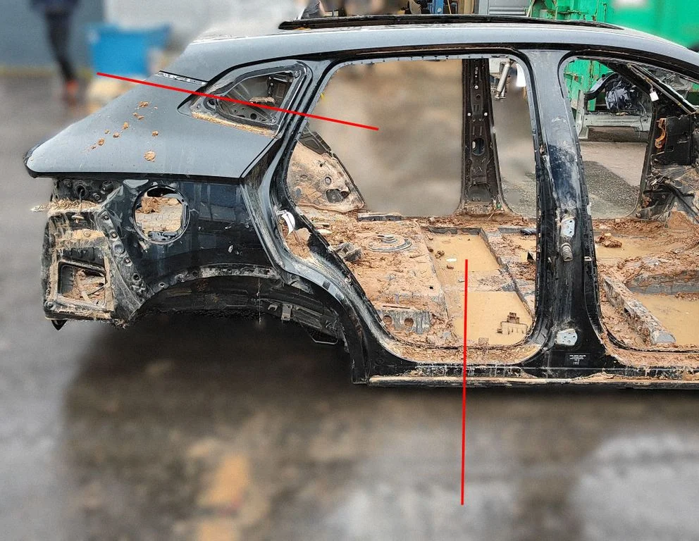 Rear quarter panel – right
