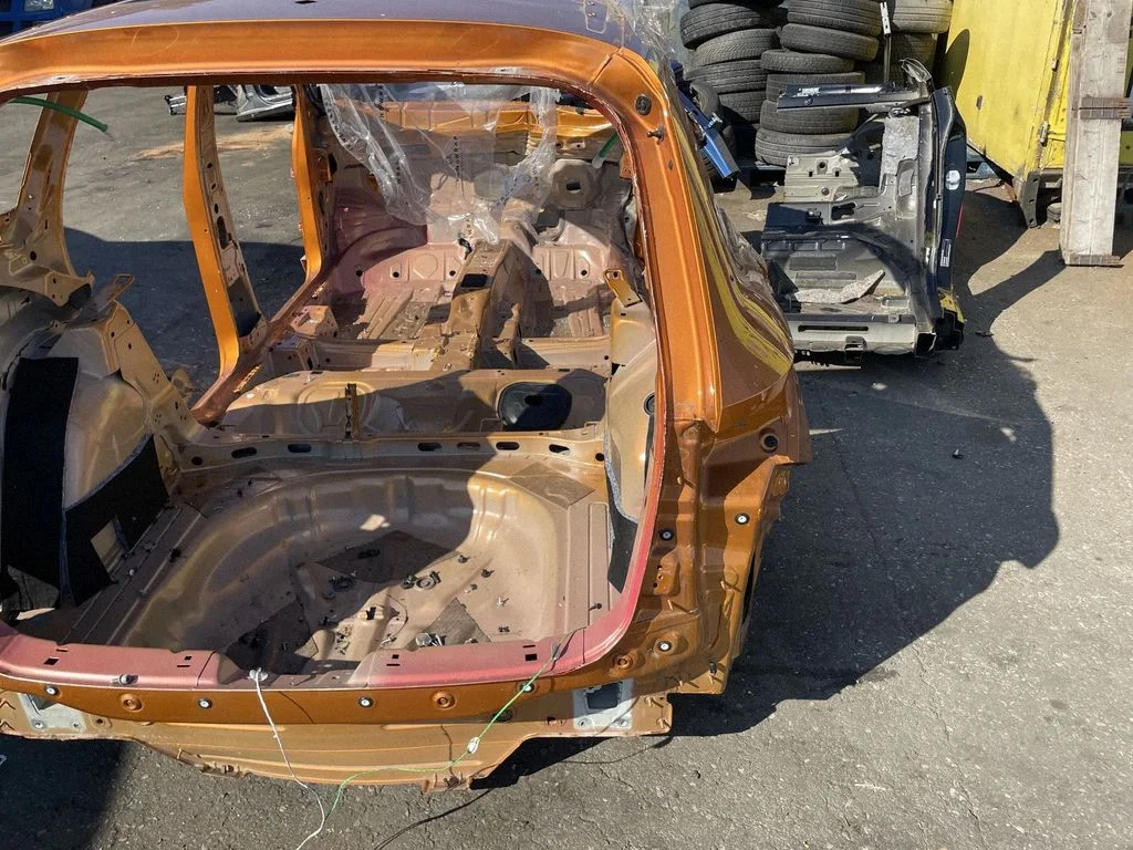 Rear quarter panel – right