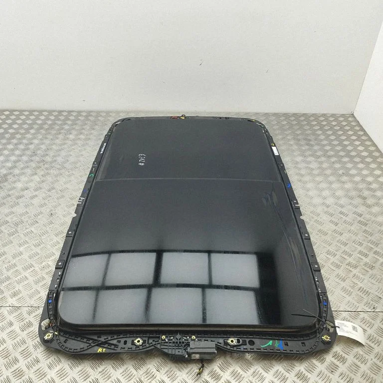 Jumta lūkas komplekts 80A877041C5L9