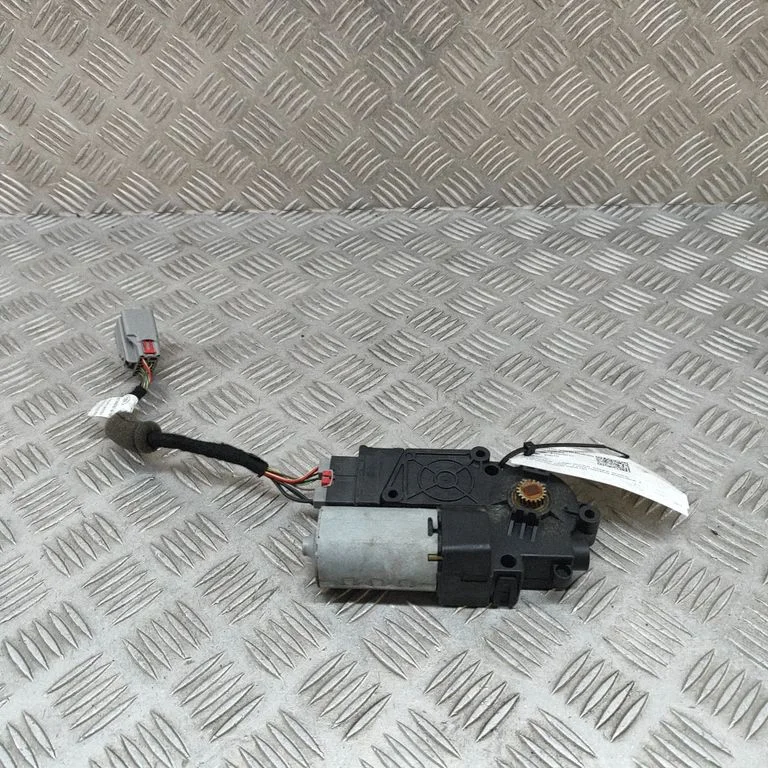 Jumta lūkas motoriņš/piedziņa JK8353508AC